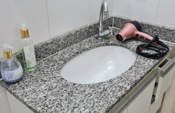 Novo, Iluminado 3 Quartos Piscina Garagem - Foto 28