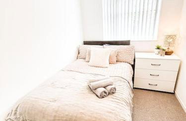 3 Double Bedrooms, Lancashire Townhouse, Free Parking - Foto 3