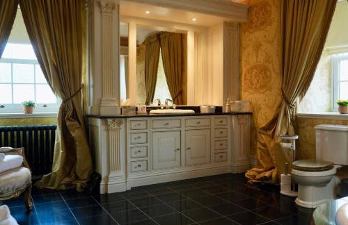 6BR House with Butler, Sauna & Hot Tub in Glasgow - Foto 36