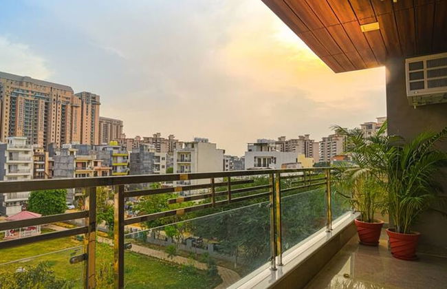 Modern Loft Overlooking Hills and Park - Foto 6