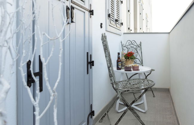 Mr. Katinsky - By TLV2GO - Foto 53