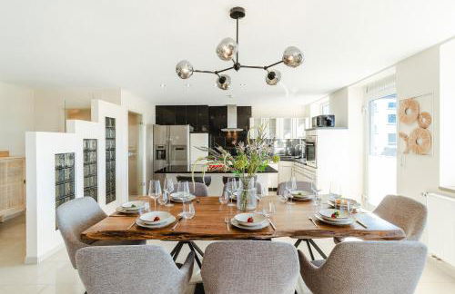 Luxus City Apartment - für Gruppen & Familien mit Whirlpool, Terrasse & Grill - Top Lage - Foto 15