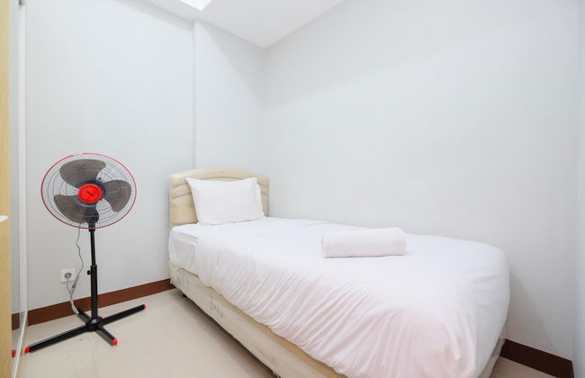 Comfort And Modern 2Br At Royal Heights Apartment - Foto 6