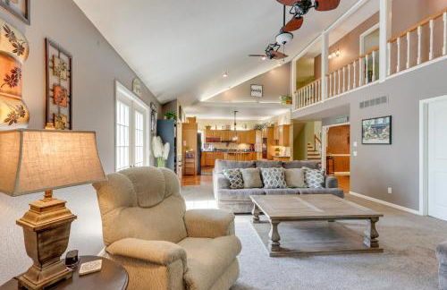 Spacious Family Home Near Lake of the Ozarks! - Foto 5