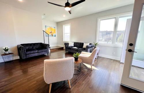 Sage House - Photo 16