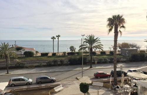 Perfect Apartment near the beach and Barcelona - Photo 16