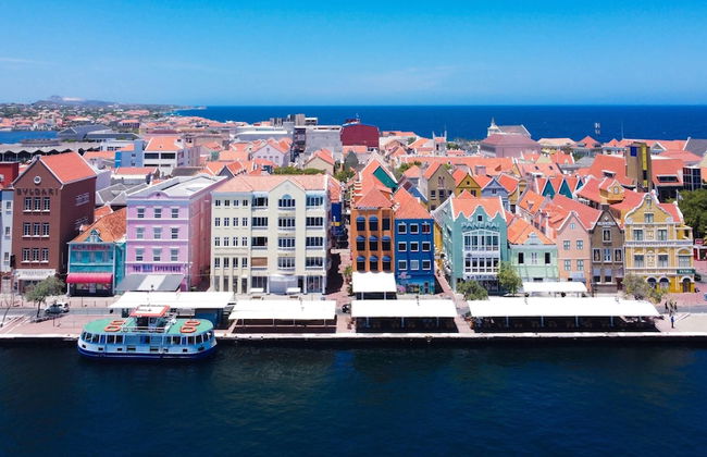 NEW Handelskade Residence Design and Comfort at Unique Location - Foto 13