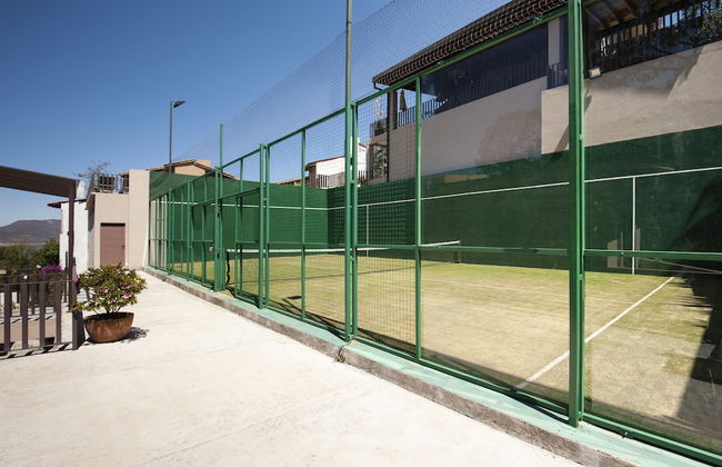 Moderna Villa con Hermosa Vista al Lago - Photo 15