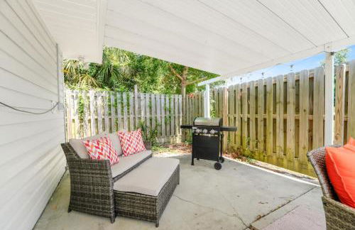 Escape to Paradise w Saltwater Pool 25 Min to PCB - Foto 35