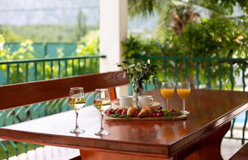 Villa Josip near Omiš , private pool - Photo 36