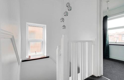 Comfy 3BR Home - Pool Table - Games - Sleeps 8 - Foto 39