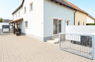 LETA Homes - Komfortables Gästehaus - eigene Parkplätze & Traumterrasse - Foto 29