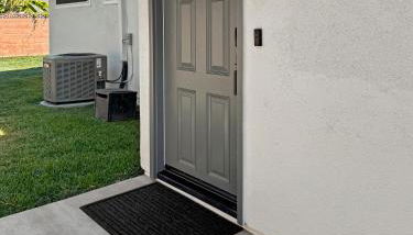 Modern Home for Large Families by Disney & Knotts - Foto 2