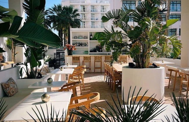 Comfy Studios Hotel - Photo 55