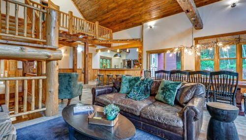 Hot Tub and Private Sauna Wausau Family Home - Photo 4