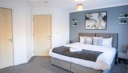 Contractor‑Heaven 5BR Home 4.5 Baths Wakefield - Foto 3, Other