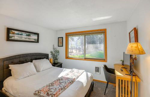 Ping-Pong and Private Hot Tub Family Cabin in Bend! - Foto 14