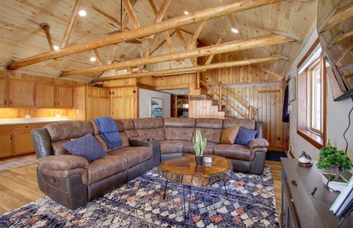 Away at Moose Bay Breezy Point Gem with Game Room - Foto 5