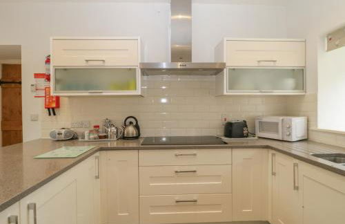 Dale Barton - Foto 13