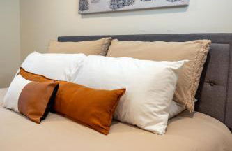 New Farmhouse, King Beds, Game Room, Hot Tub & View! - Foto 67