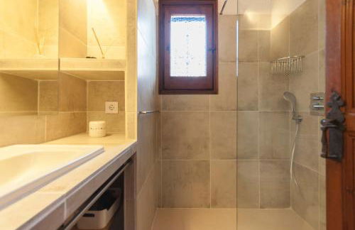 Let's Holidays 7 Xemeneies house - Foto 49