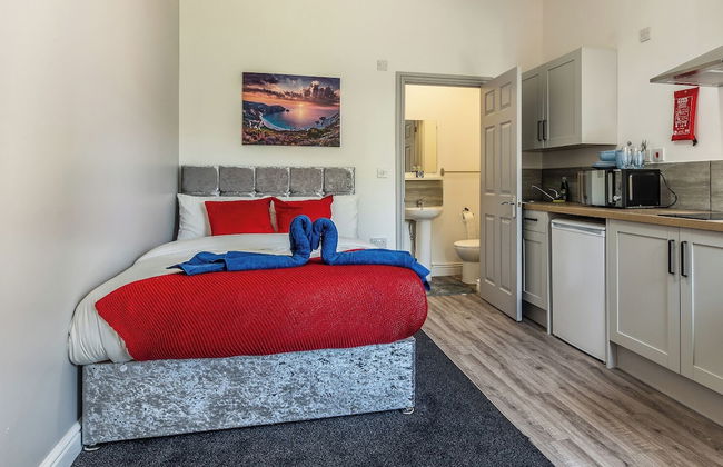 Stay Sleep Rest- Derby Road - Photo 8