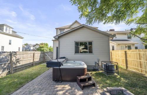 Hanford House w Hot Tub,Sauna,Bar - Photo 41