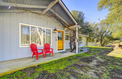 Walk to Dtwn! Dog-Friendly Oakhurst Gem with Yard - Foto 33