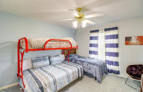 Charming Edgemont Home with Deck and Lake Views! - Foto 22