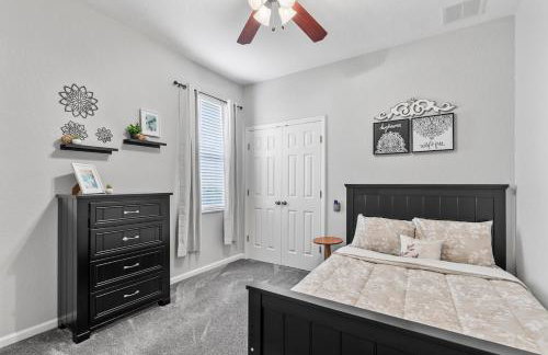 New! 6BR Home Close to Disney World! Private Pool! - Foto 43