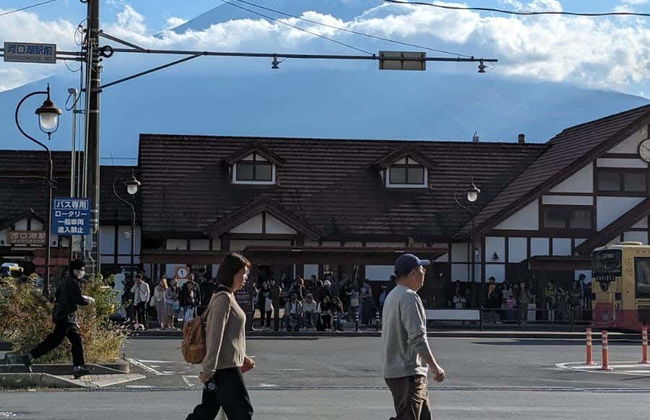 Mount Fuji, Lake Kawaguchi + Chureito Pagoda Day Trip - Photo 4