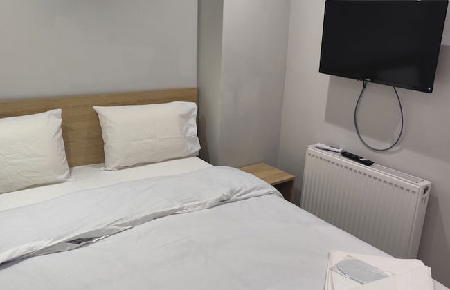 MOONLIGHT - Photo 12