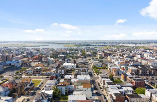 9BR Beach Block House with 13 Beds in Central Atlantic City - Foto 58