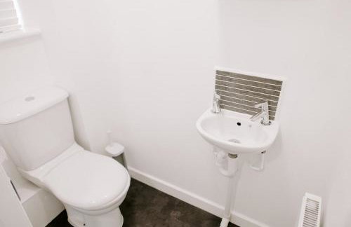 Gadbridge - 3 Bedroom House, parking and garden! - Foto 5