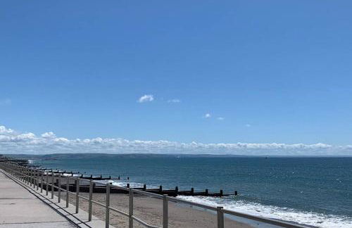 Modern Funky Private Chalet at the Beach - Foto 26