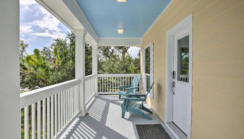 Modern Waveland Home with Deck, Walk to Beach! - Foto 2
