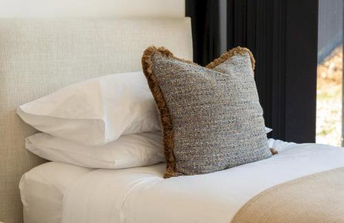 Pass the Keys Bond-villain Style Home with Panoramic Views - Foto 48