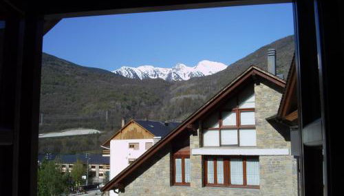 Apartaments Pirinenc - Foto 3