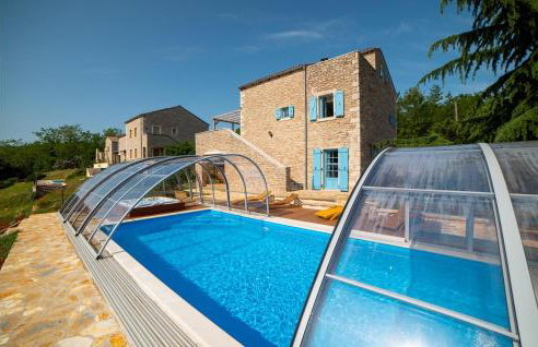 Villa Julijud - Foto 1