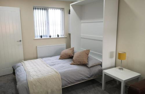 M60 Modern Studio Appartment with free parking - Foto 1