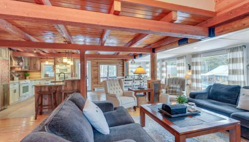 Dreamy Alpine Cabin with Hot Tub, Fireplace and More! - Foto 5