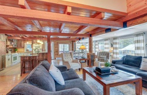 Dreamy Alpine Cabin with Hot Tub, Fireplace and More! - Foto 5