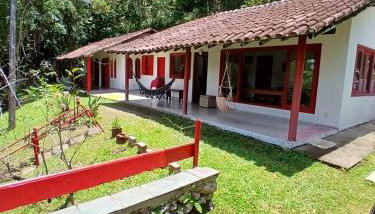 Casa com lago em Ubatuba - Foto 1