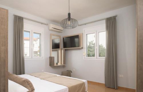 Christina Villas, Steps to Sandy Beach, By ThinkVilla - Photo 25