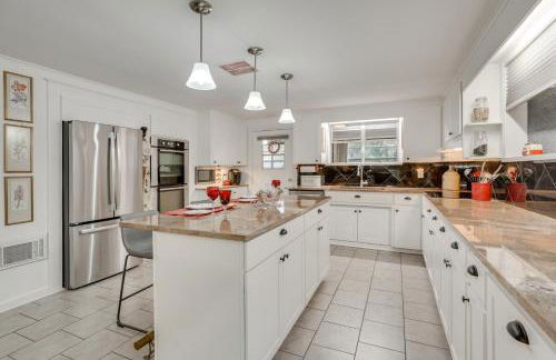 Greenwood Retreat Perfect for Travel Nurses! - Foto 6