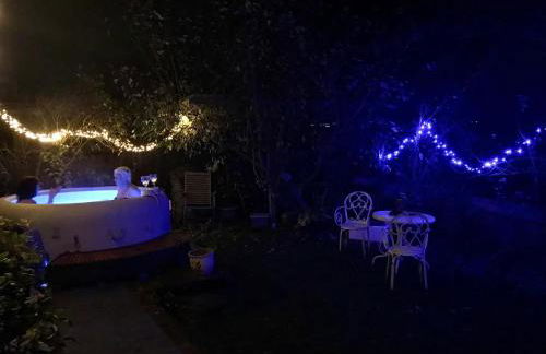 Bijou Cottage in Brontë Country with Wood-burning Stove & Hot Tub Spa - Foto 33