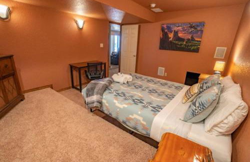 Bear Creek Lodge - Spa - Fire Table - 3min to Trails - Foto 11