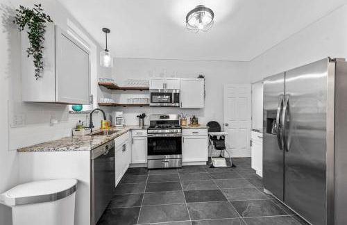 Classic 7BR CWE Home 3rd Floor Suite ABODEbucks - Foto 4