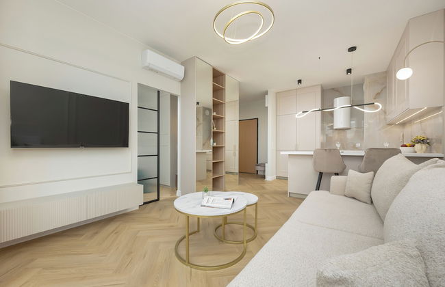 Żupnicza Apartment Warsaw by Renters - Photo 8
