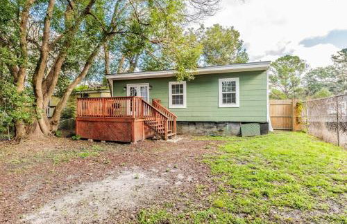 Sunny Midtown Cottage- Midtown Mobile - Photo 32